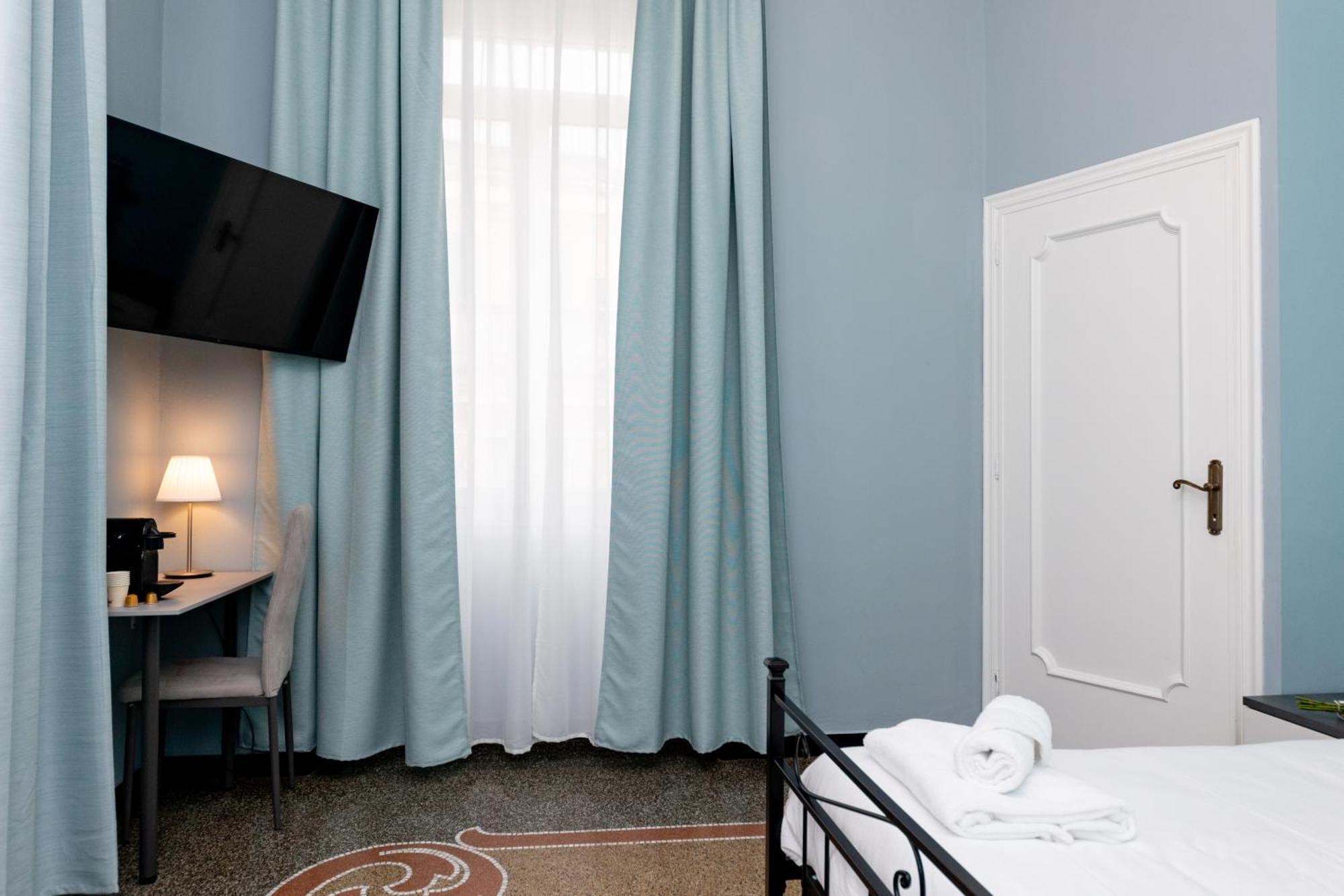 Galia Rooms It Self Check In H24 Janov Exteriér fotografie